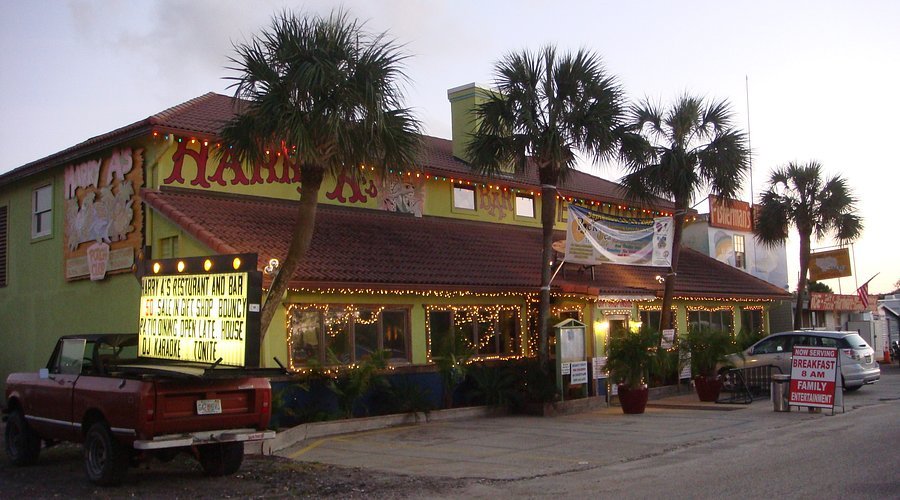 Harry A’s Bar & Grill best restaurant in st george island